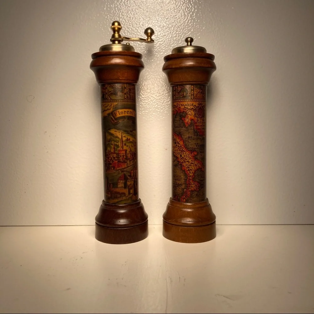 Vintage Salt and Pepper Mill - Picture 15 of 15